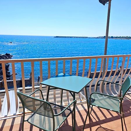 Super Panorama & Astonishing Apartment Seaview Giardini-Naxos Kültér fotó